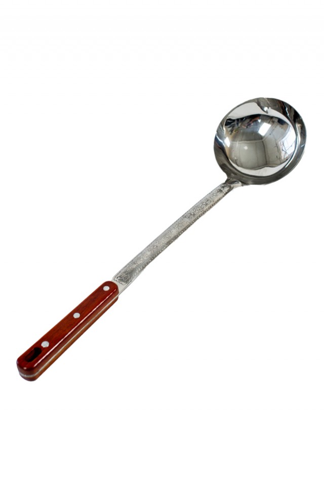 Половник с деревянной ручкой для казанов на 4-16 литров