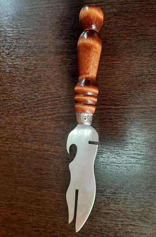 Нож-вилка для снятия мяса с шампура